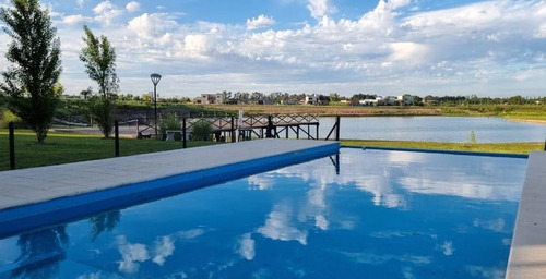 Lote En Venta En Lujan Barrio Cerrado Los Juncos 1000m2