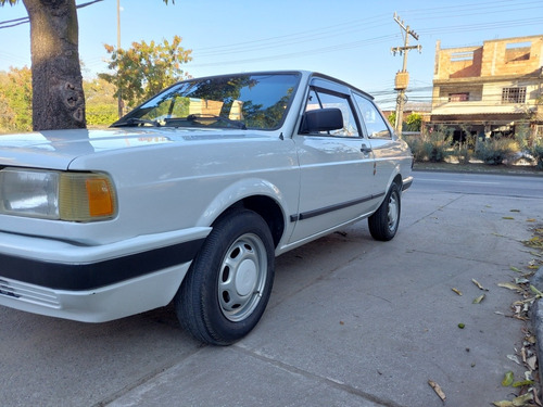 Imagem 9 de 14 de Volkswagen Voyage Cl 1600