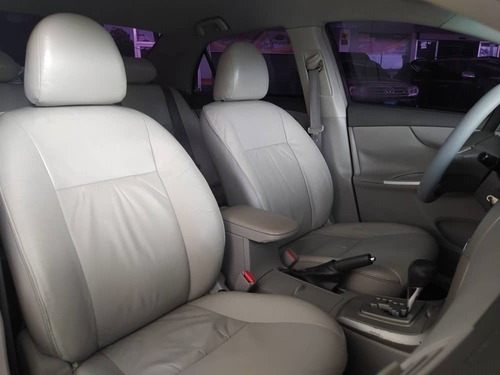 Imagen 6 de 10 de Toyota Corolla Gli