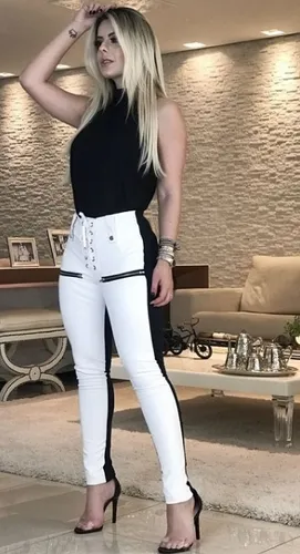 Roupas de sales couro 2019