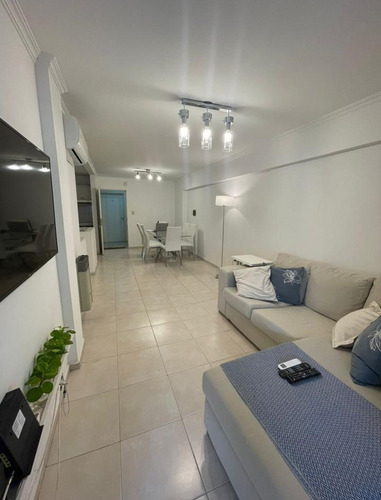 Departamento En Venta De 1 Dormitorio A Metros Del Buen Pastor!