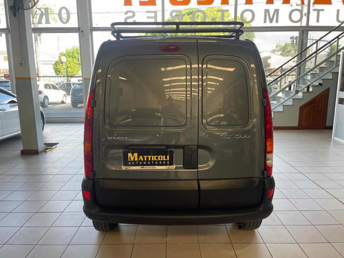 Imagen 7 de 13 de Renault Kangoo 2016 1.6 Furgon Ph3 Confort 5as Lc