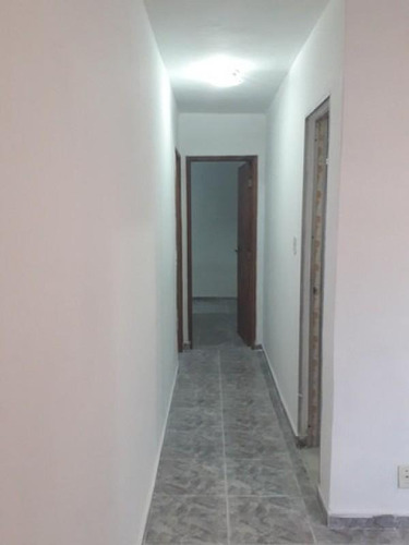 Imagem 8 de 15 de Casa Para Venda Em Rio De Janeiro, Bento Ribeiro, 2 Dormitórios, 1 Banheiro - 688_2-1543715
