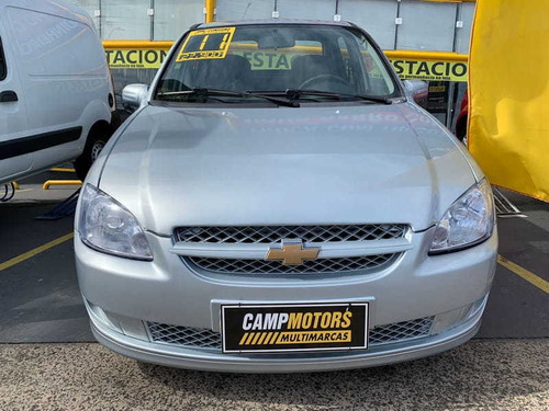 Imagem 2 de 8 de Chevrolet Classic Ls 2011