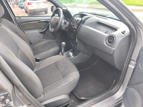 Renault Duster 2.0 4x2 Automática Full Equipo