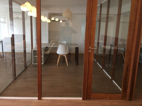 Imagen 6 de 11 de Bauleras Y Box / Espacios De Coworking / Almacenamiento