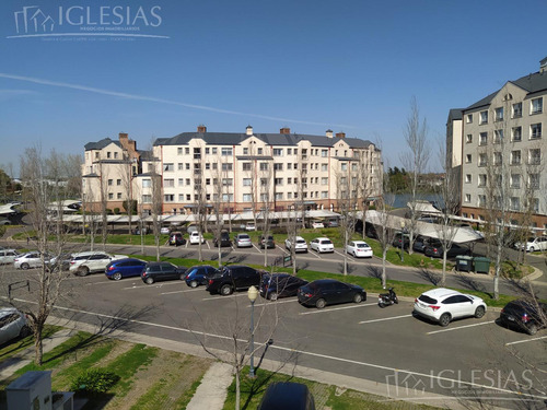 Casa En Alquiler De 4 Ambientes En Solares Del Portezuelo, Nordelta