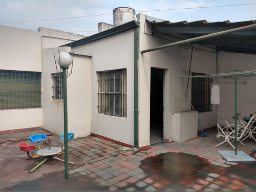 Imagen 21 de 27 de Venta Casa 2 Dormitorios, Garage Y Patio En Tolosa 530 Y 117