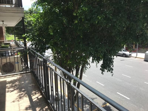 Imagen 5 de 16 de Av Alvear - Bioy Casares: En Lo Mejor De Recoleta !!! Maxima Categoría, Cochera, Piso Completo Con Excepcional Vista A Plazas