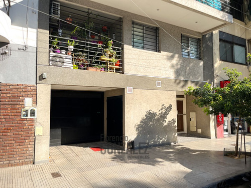 Departamento 4 Amb Con Cochera. 2 Baños. Piso Unico