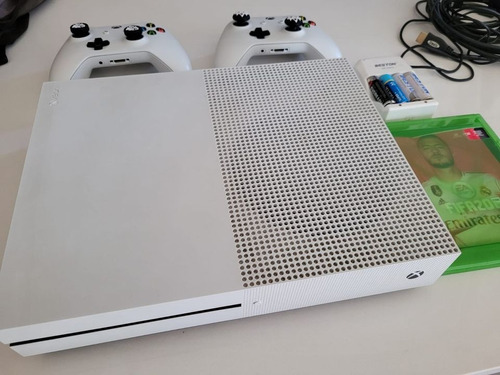 Xbox One S 500gb Usado Dos Controles