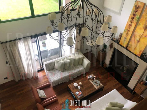 Casa En Venta En Club De Campo Abril