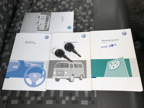 Volkswagen Kombi Standard 1.4 Mi Total Flex 8v