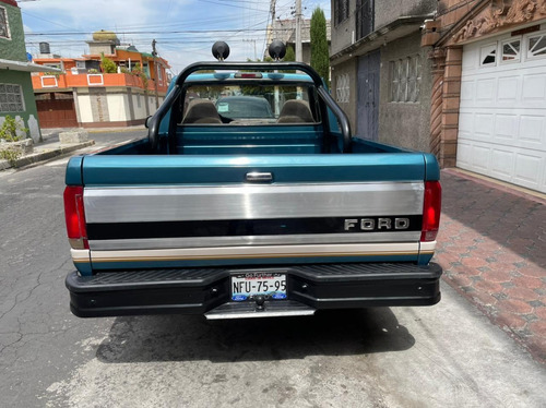 Imagen 5 de 13 de Ford F-150 Fighter Lobo