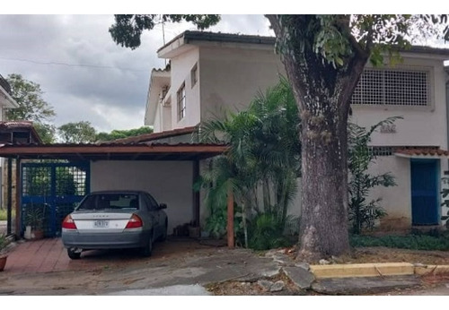 Venta De Casa En Santa Cecilia