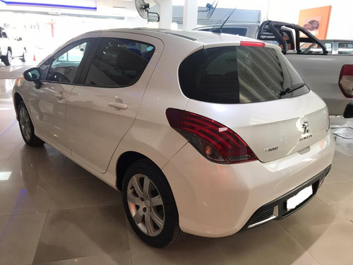 Peugeot 308 1.6 Hdi Allure Nav 2017