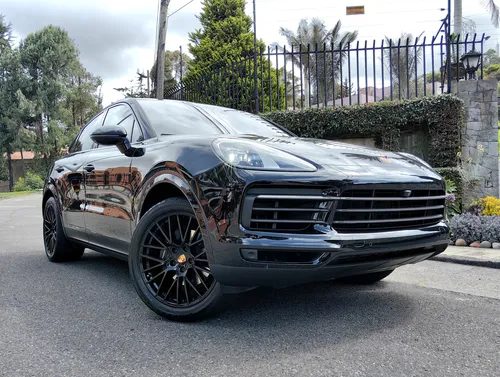 Porsche Cayenne 3.0 Platinum Edition