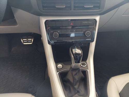 Imagen 13 de 15 de Volkswagen T-cross Highline 1.0 200 Tsi At 0 Km 2022