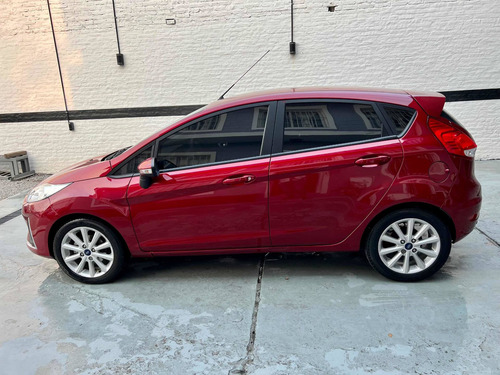 Imagen 14 de 21 de Ford Fiesta Kinetic Design 2018 1.6 Se 120cv