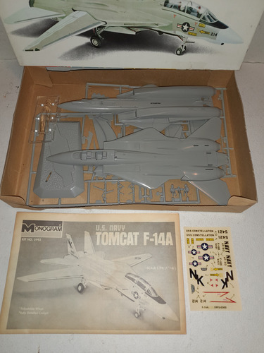 Avion Us Navy Tomcat F-14a Kit Monogram Escala 1/72 1973 (Usado)