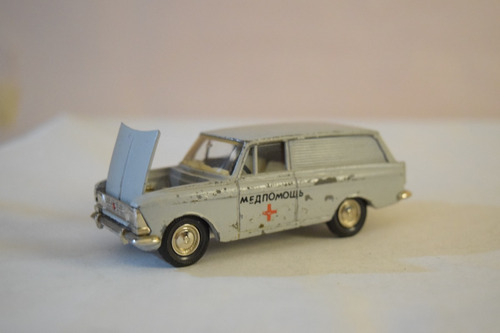 Moskvitch 434 Ambulancia Urss S/caja.pieza  Unica!!! 