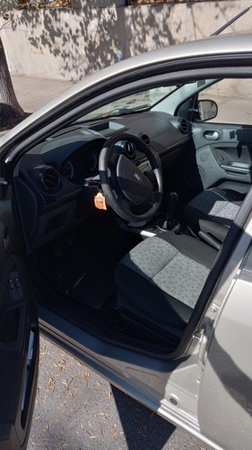 Ford Fiesta 1.6 Max One Ambiente