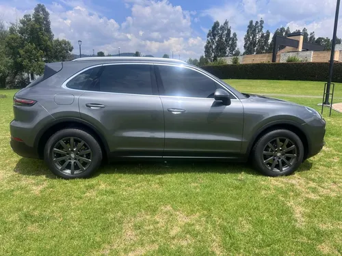 Porsche Cayenne 3.0