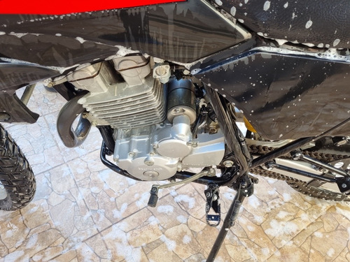 Imagen 13 de 17 de Honda Tornado 250 Cc