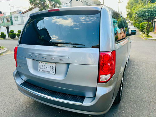 Dodge Grand Caravan 3.7 Sxt At