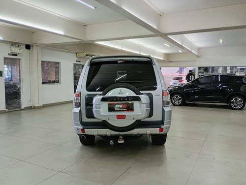 Mitsubishi Pajero Full 3.2 HPE 4X4 16V TURBO INTERCOOLER DIESEL 4P AUTOMÁTICO