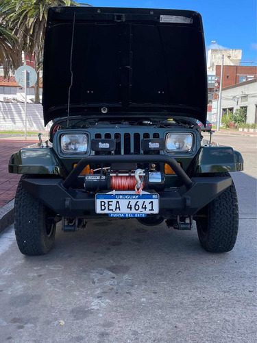 Imagen 17 de 25 de Jeep Wrangler Sahara