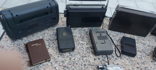 Radios Funcionando Sanyo National Y Otras Amarillo (Usado)