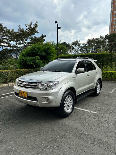 Toyota Fortuner 2.7l 4x4