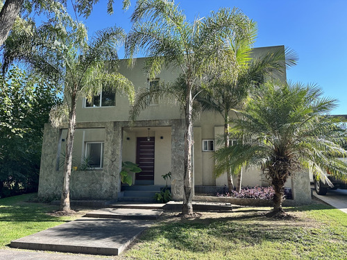 Casa  En Venta En Santa Clara, Villanueva, Tigre