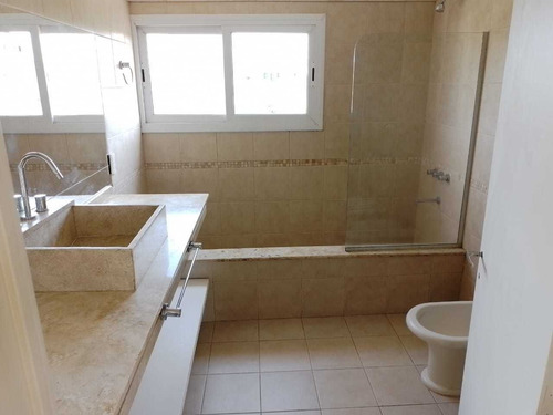 Imagen 18 de 20 de Casa Con Pileta Para 9 Personas En Barrio Cerrado