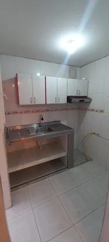 Casa 4 Niveles Área 6 X 12 Mts Con Bodega