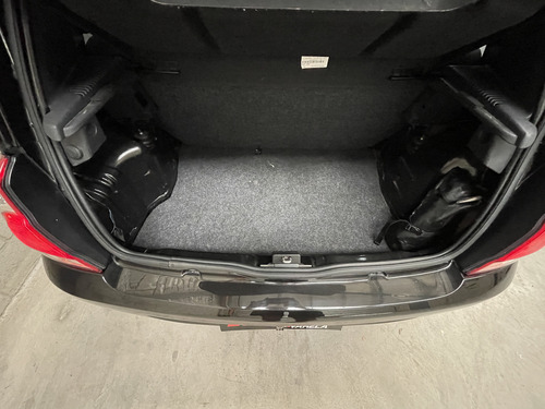 Renault Clio 1.2 Mio Confort Plus Abs Abcp