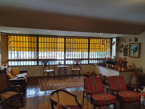 Hermoso, Amplio Y Acogedor Apartamento En Calle Nueva Con Transversal 10 En Los Palos Grandes, 23-32174
