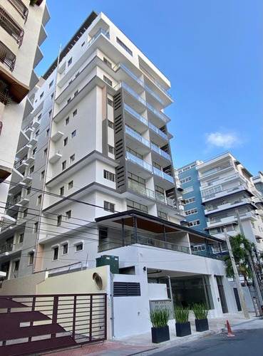 Vendo Apartamentos En Torre Ubicada En Ensanche Naco, Distrito Nacional, República Dominicana