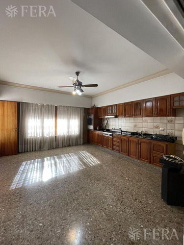 Imagen 11 de 21 de Venta De Casa 5 Ambientes En Quilmes (13691)