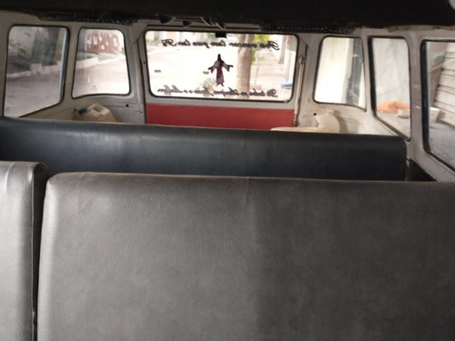 Imagem 9 de 13 de Volkswagen Kombi Camioeta