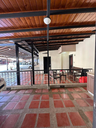 Imagen 2 de 14 de Townhouse En Alquiler