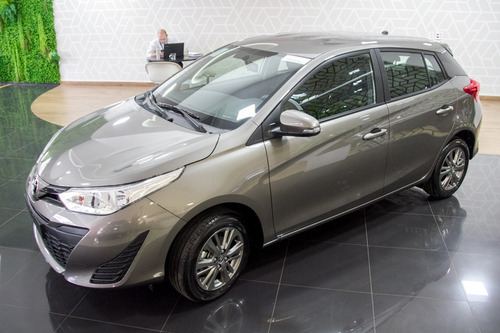 Toyota Yaris 1.5 Xl Plus Connect Cvt (flex)