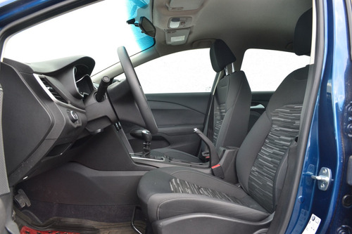 Imagen 12 de 15 de Chevrolet Cavalier Ls 2020 Azul