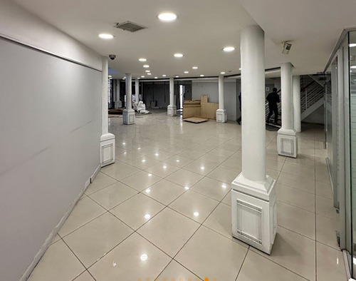 Local En Arriendo San Diego Con Ñuble 1.000m2