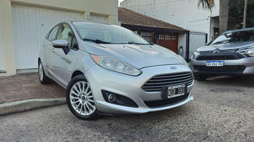 Ford Fiesta Kinetic 1.6 Se Plus Powershift 120cv