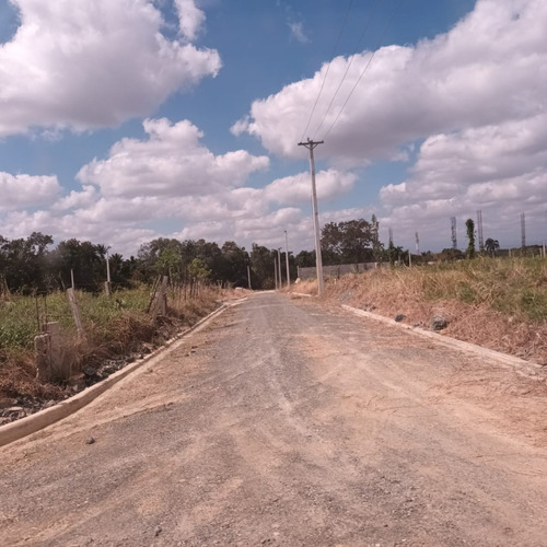 Imagen 3 de 23 de Solar A La Ventas De 135 M2 Cuadrado Listo Para Construir 3 Habitaciones Y 2 Baños