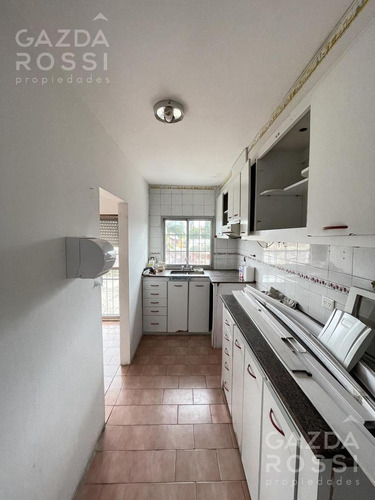 Imagen 8 de 12 de Departamento - Turdera