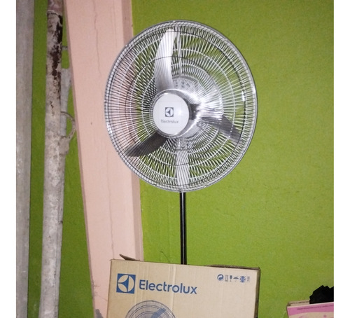 2 Ventilador Electrolux Vp20 90w Usados No Se Hace Envio