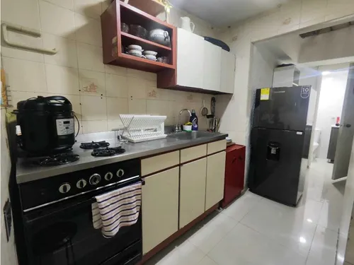 Quiroga: Casa De 3 Pisos + Terraza/ Opción Apartamento Independiente